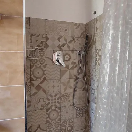 Pietramarina 4 Posti *